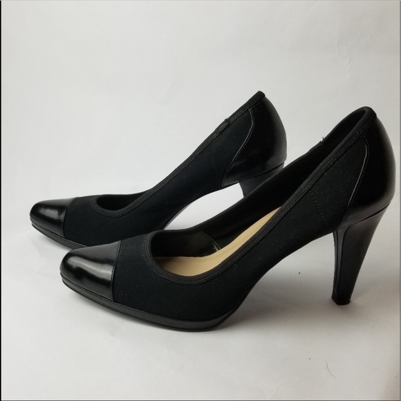Ellen Tracy Shoes - Ellen Tracy Catie Black Stretch Heels Size 7 1/2